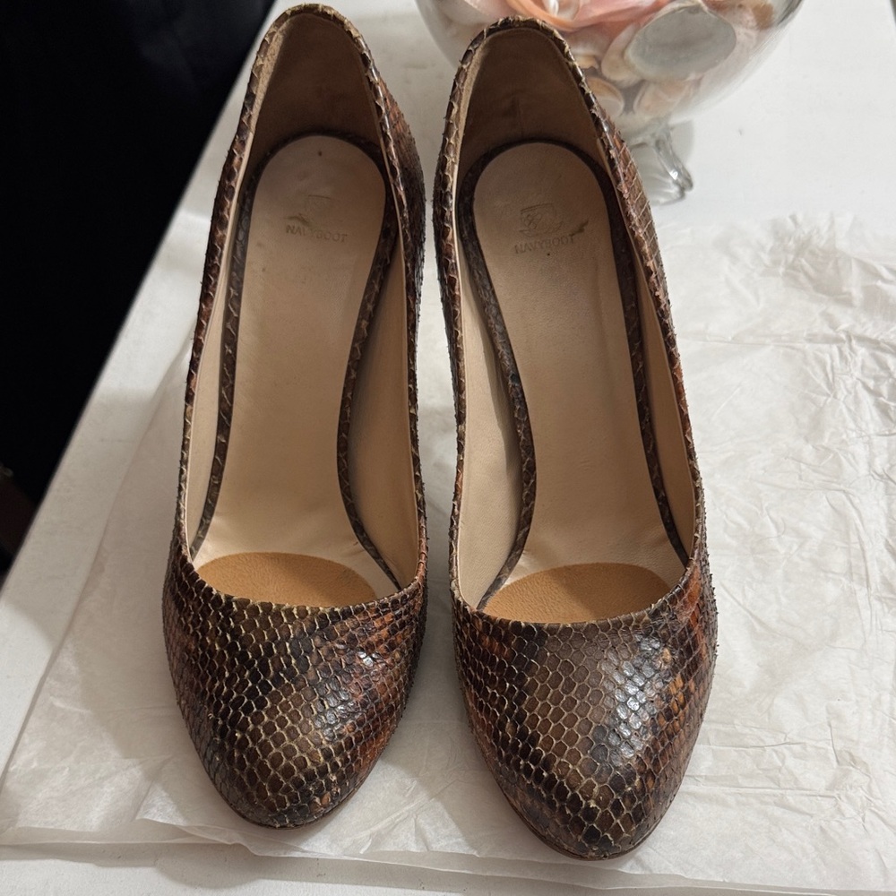 Elegant Brown Snakeskin Women's Heels